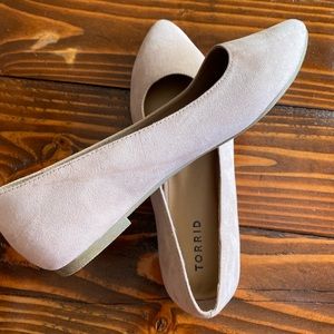 Women's Suede Nude Flats